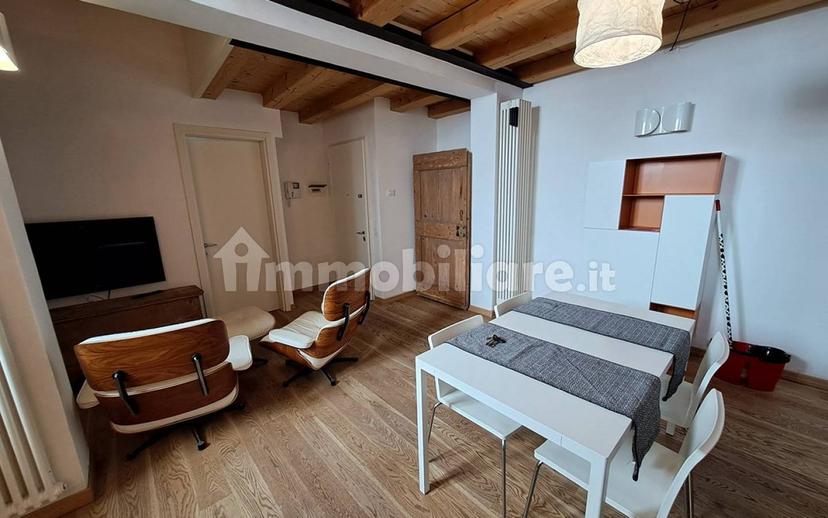 Mansarda via Gamba, Centro, Bassano del Grappa — foto 5 di 15