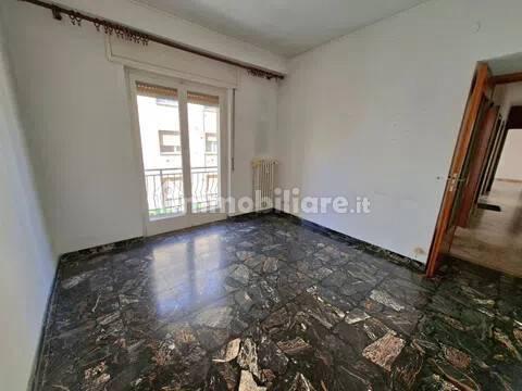 Quadrilocale via Martiri Della Libertà, Corso degli Inglesi, Sanremo