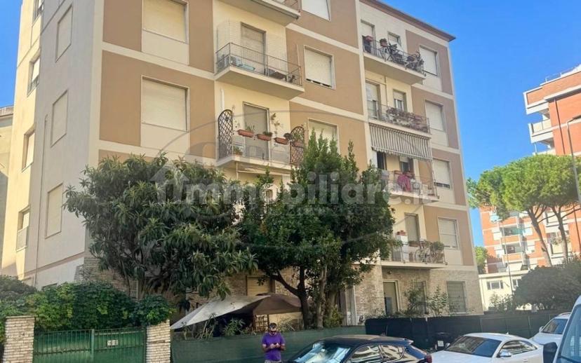 Quadrilocale da ristrutturare, quarto piano, Ospedale - Stazione, Livorno — foto 17 di 21