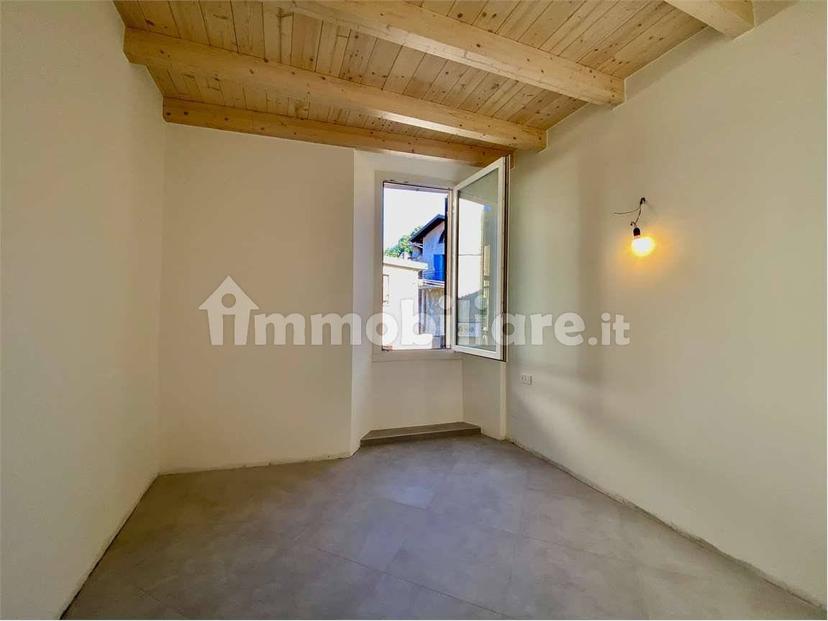 Bilocale via Molteni, 7, Sirone — foto 15 di 20