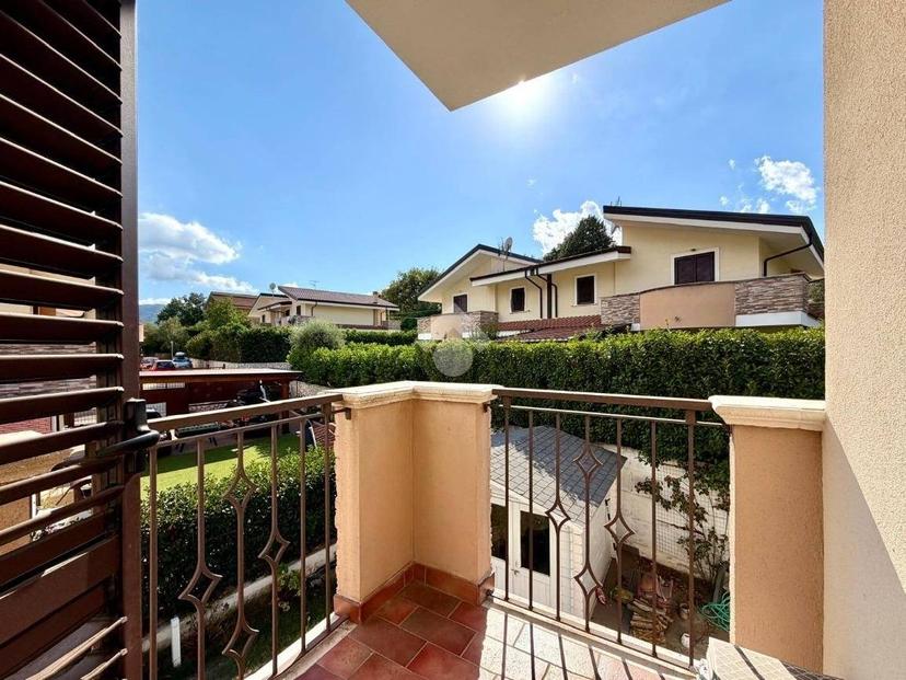 Villa unifamiliare V. Eduardo de Filippo 6, Tivolille Pasquali Merenzata, Mendicino — foto 13 di 34