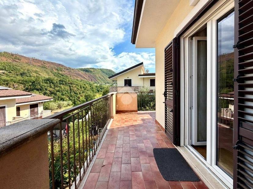 Villa unifamiliare V. Eduardo de Filippo 6, Tivolille Pasquali Merenzata, Mendicino — foto 12 di 34