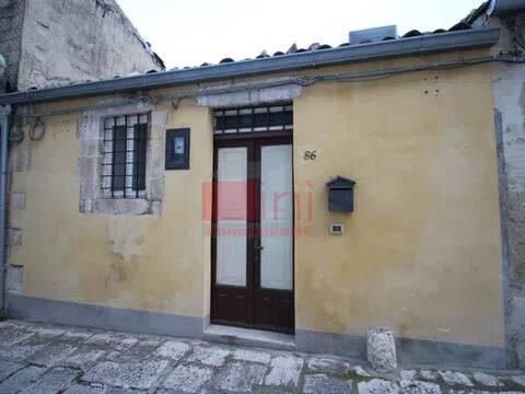 Villa unifamiliare via Catena, Modica Alta, Modica — foto 2 di 8