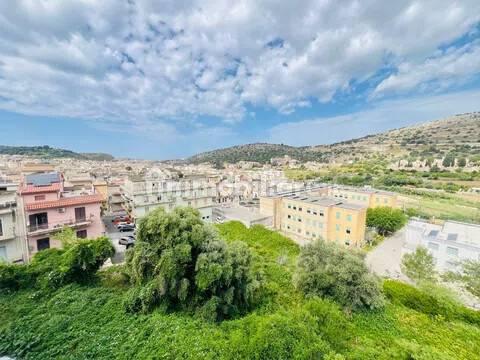Villa unifamiliare via Livorno, Centro, Scicli — foto 5 di 21