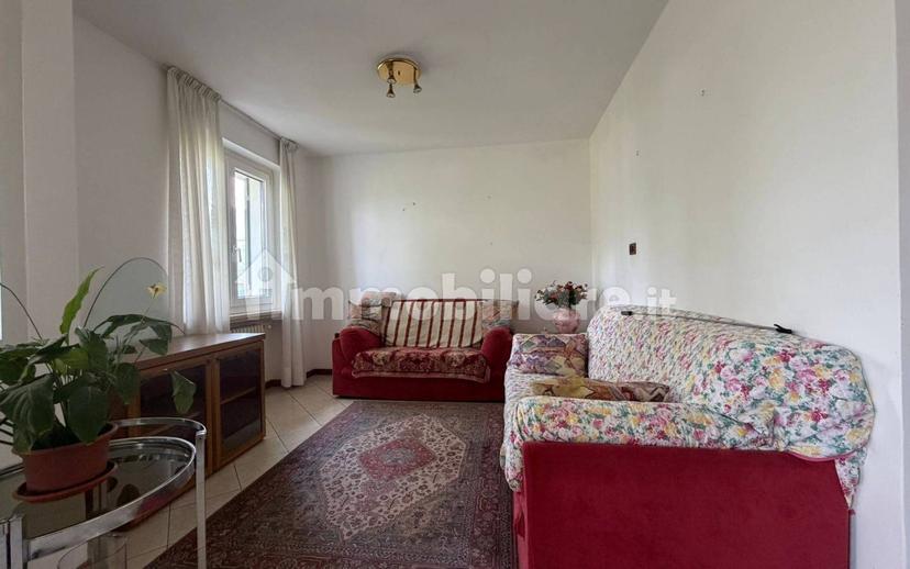 Trilocale buono stato, secondo piano, Oltrisarco - Aslago, Bolzano — foto 16 di 22