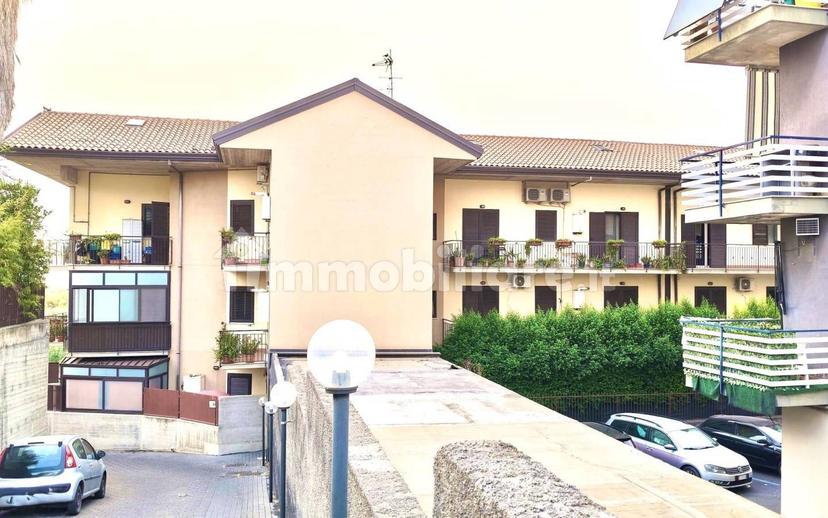 Trilocale viale della regione 1/A, Motta Sant'Anastasia — foto 31 di 33