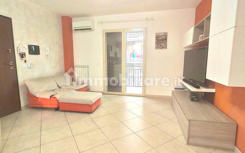 Trilocale viale della regione 1/A, Motta Sant'Anastasia — foto 2 di 33
