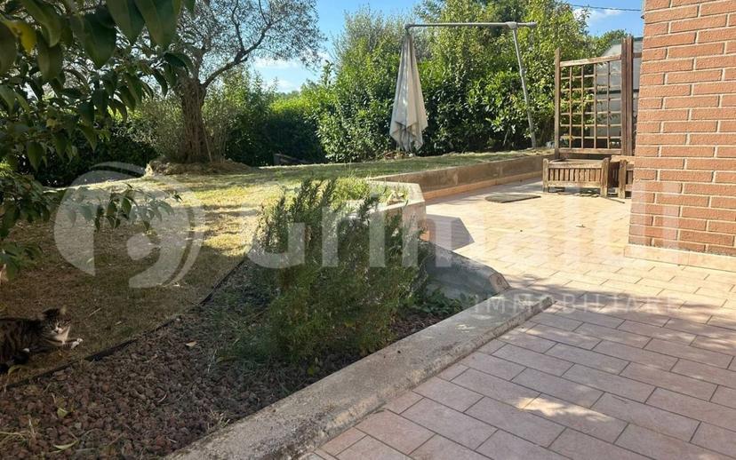 Bilocale via Firenze, 1, Bastia, Bastia Umbra — foto 10 di 15