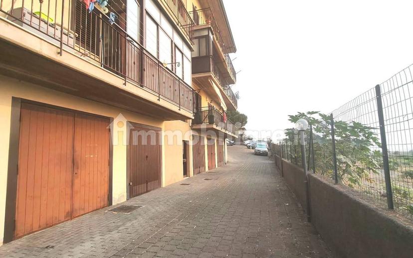 Trilocale viale della regione 1/A, Motta Sant'Anastasia — foto 21 di 33