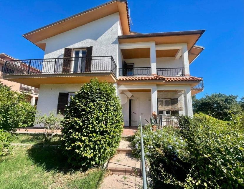 Villa bifamiliare via degli Ontani 39, Centro, Valentano — foto 7 di 15
