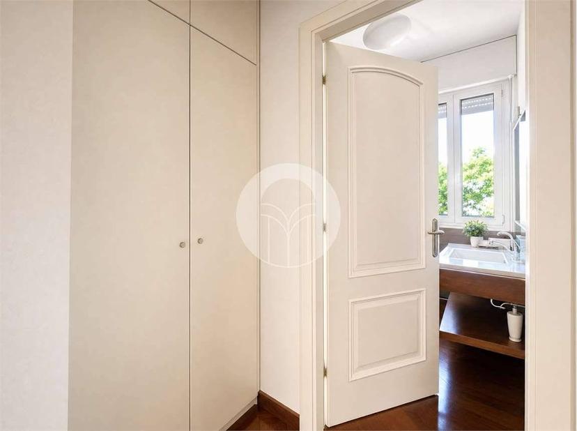 Appartamento viale Monte San Michele, 1, Centro Storico, Reggio Emilia — foto 17 di 32