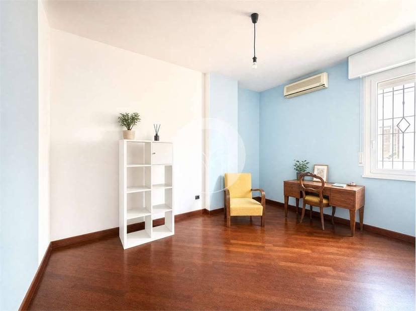 Appartamento viale Monte San Michele, 1, Centro Storico, Reggio Emilia — foto 31 di 32