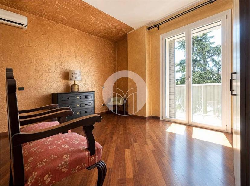 Appartamento viale Monte San Michele, 1, Centro Storico, Reggio Emilia — foto 26 di 32