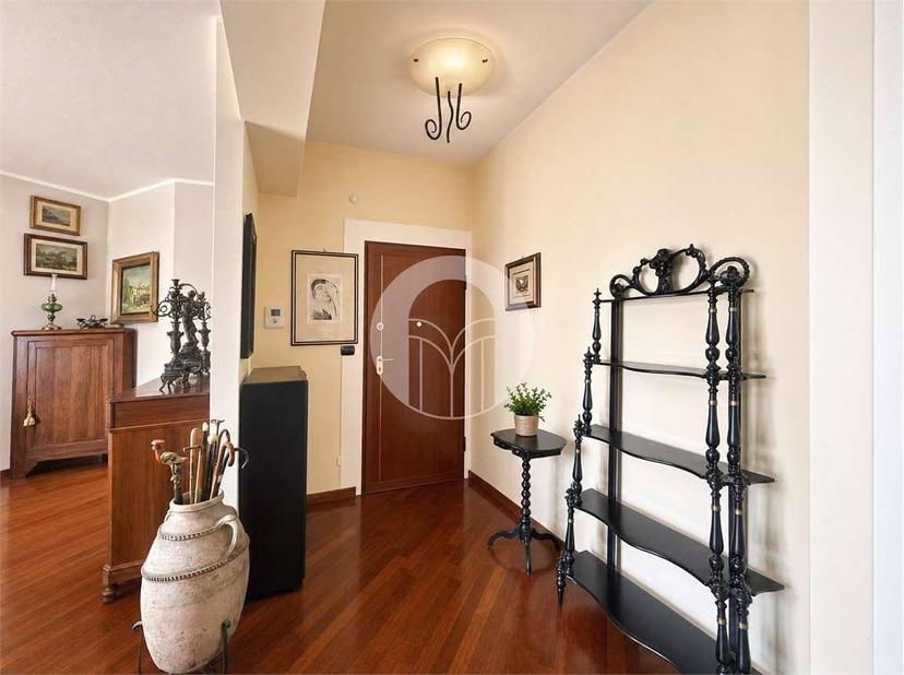 Appartamento viale Monte San Michele, 1, Centro Storico, Reggio Emilia — foto 19 di 32