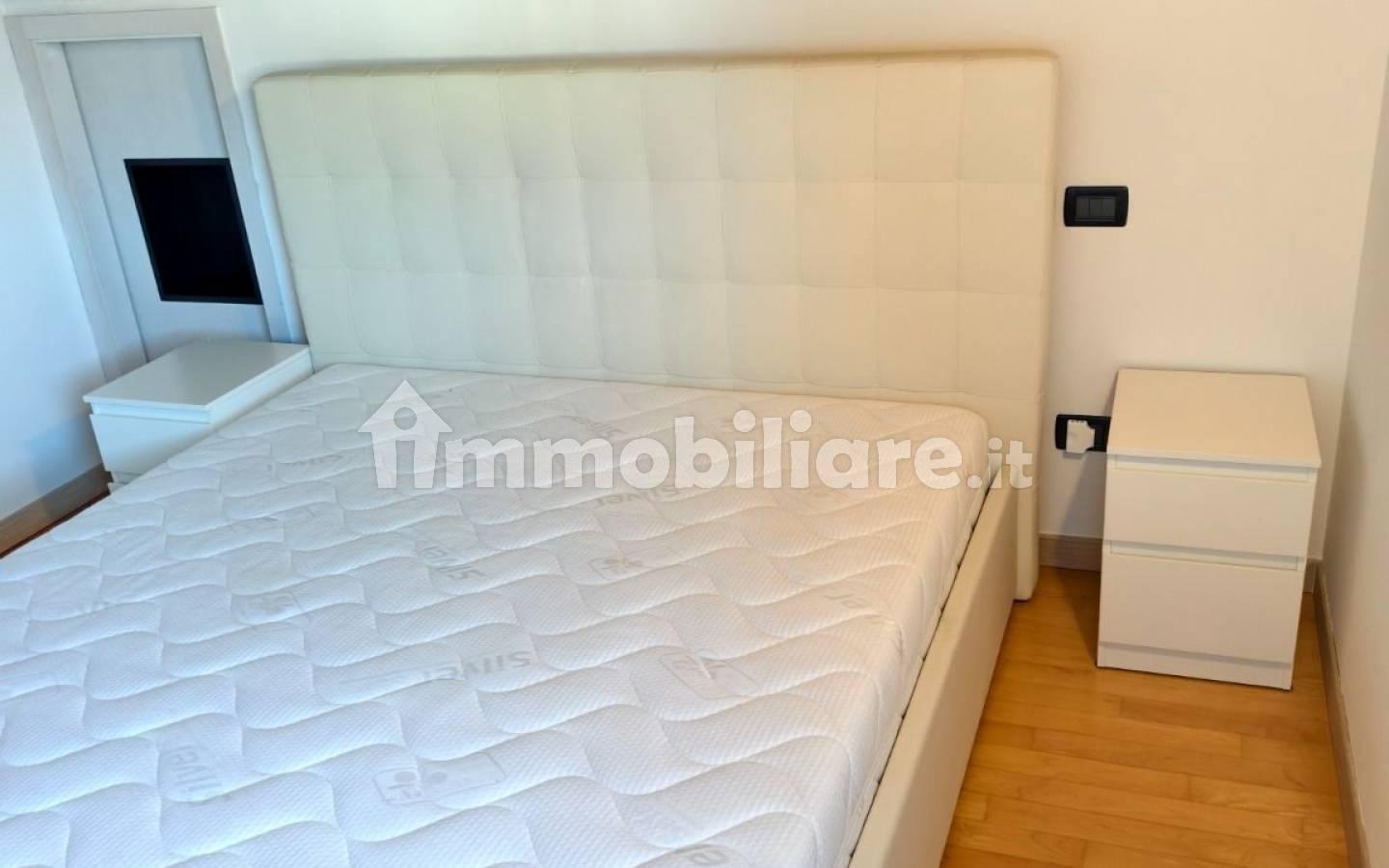 Trilocale via Bogoni, Centro, Pescantina