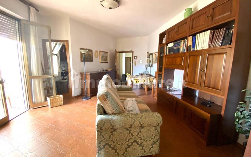Trilocale via Pietro Mascagni, Montecatini-Terme — foto 9 di 13