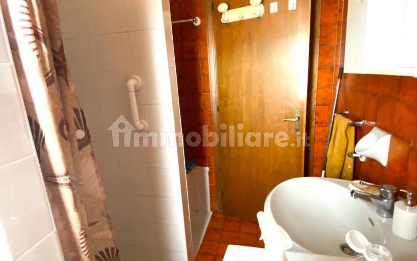 Trilocale via Pietro Mascagni, Montecatini-Terme — foto 10 di 13