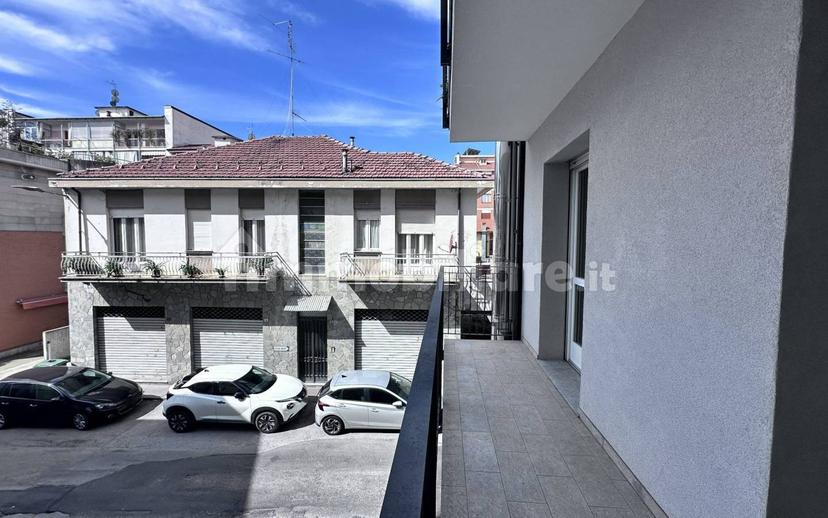 Appartamento corso Piave 33, Borgo Piave, Corso Europa, Zona Ferrero, Alba — foto 19 di 25