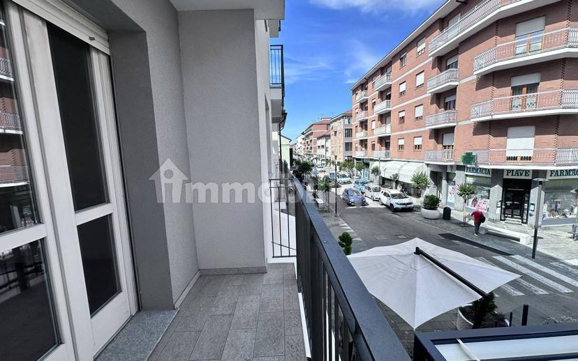 Appartamento corso Piave 33, Borgo Piave, Corso Europa, Zona Ferrero, Alba — foto 24 di 25