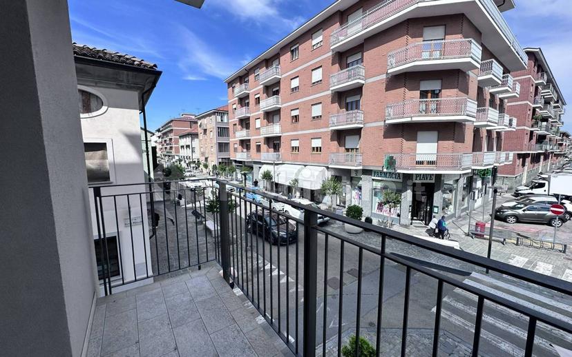 Appartamento corso Piave 33, Borgo Piave, Corso Europa, Zona Ferrero, Alba — foto 25 di 25