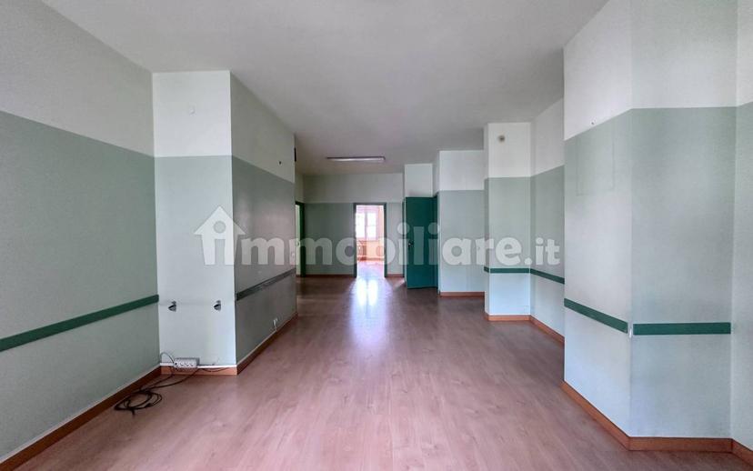 Appartamento corso Piave 33, Borgo Piave, Corso Europa, Zona Ferrero, Alba — foto 3 di 25