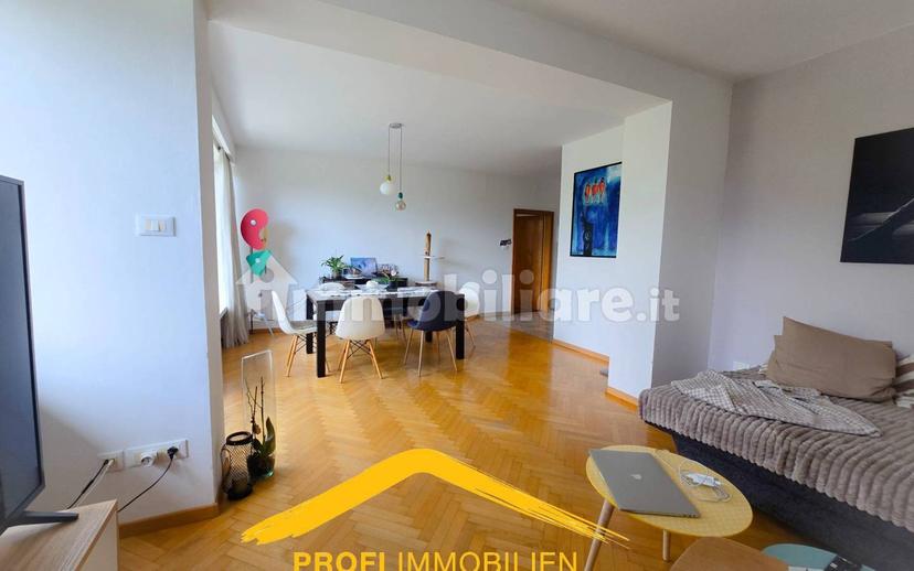 Trilocale ottimo stato, secondo piano, Centro, Merano — foto 2 di 19