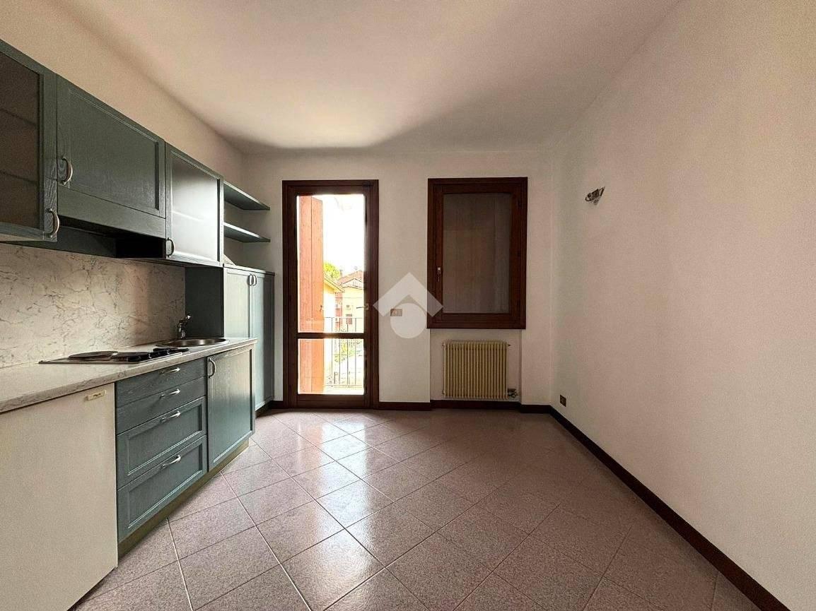 Bilocale piazza Giuseppe Garibaldi 65, Centro, Ponte di Piave
