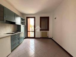 Bilocale piazza Giuseppe Garibaldi 65, Centro, Ponte di Piave