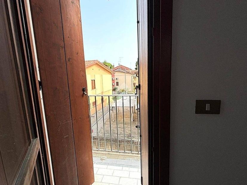 Bilocale piazza Giuseppe Garibaldi 65, Centro, Ponte di Piave — foto 4 di 13