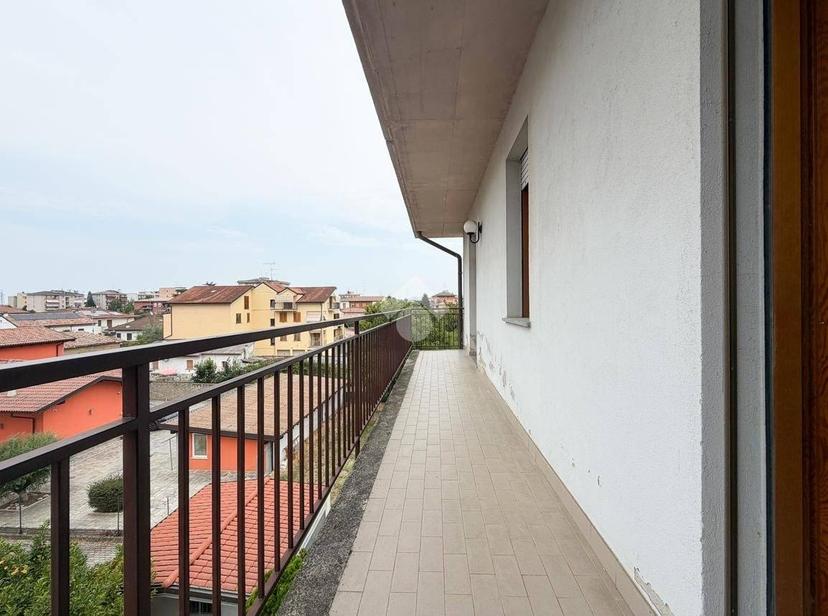 Trilocale Strada Mezzana 94, Corso XXVII Marzo, Via Tortona, Via F. Rosselli, Voghera — foto 18 di 40