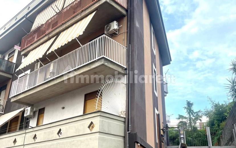 Quadrilocale via Giacomo Puccini 7, Centro, Gravina di Catania — foto 8 di 23