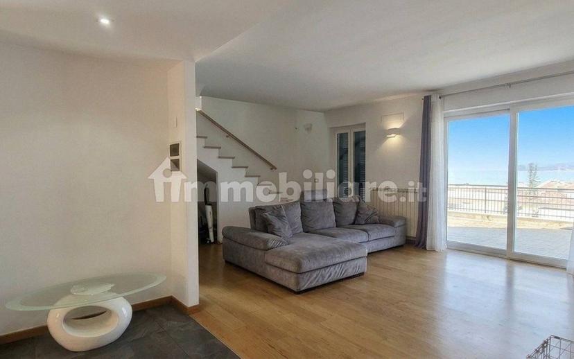 Villa a schiera via Cisa Sud, Centro, Santo Stefano di Magra — foto 2 di 30