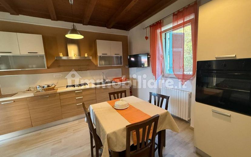Bilocale ottimo stato, primo piano, Montalbano - Valdurasca, La Spezia — foto 3 di 12