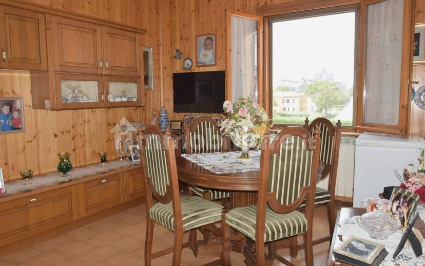 Bilocale via dei Tigli 24, Centro, Jolanda di Savoia — foto 9 di 20
