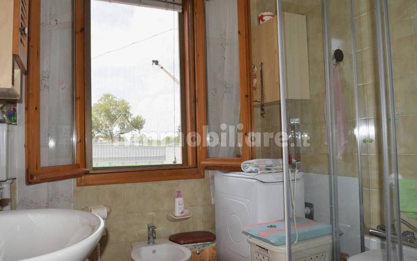 Bilocale via dei Tigli 24, Centro, Jolanda di Savoia — foto 15 di 20