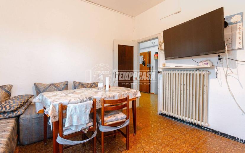 Appartamento via Giovan Battista Bellucci 4/A, Centro, Vignola — foto 14 di 28