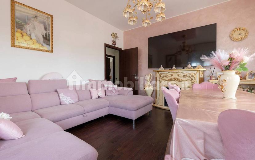 Trilocale via Alessandro Manzoni, Centro, Castiglione Olona — foto 15 di 20
