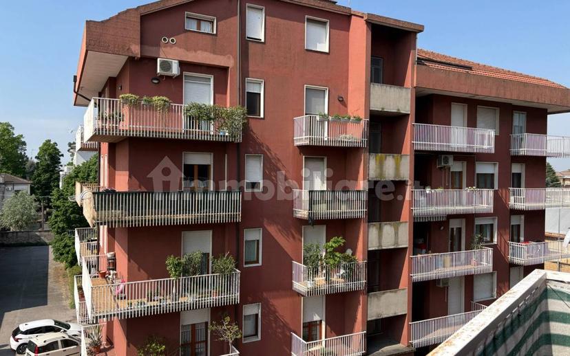 Trilocale via Giuseppe Verdi, Centro, Legnago — foto 2 di 18