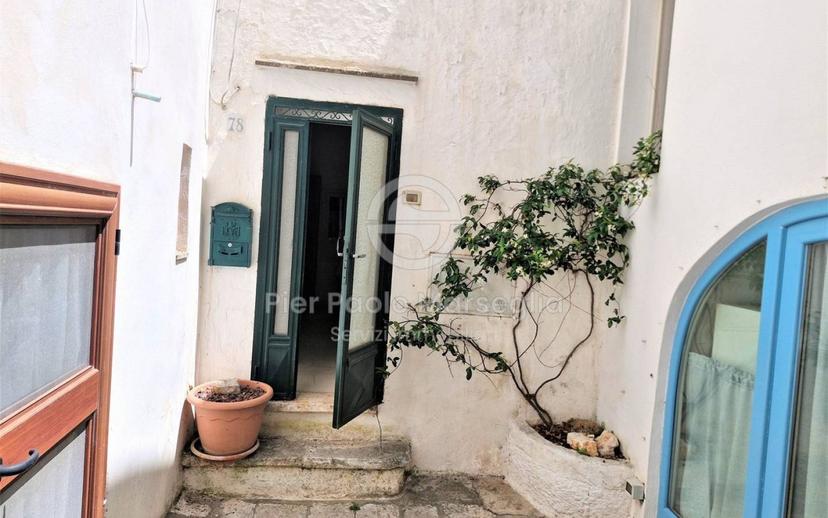 Trilocale via Gaetano Tanzarella Vitale, Centro Storico, Ostuni — foto 10 di 39