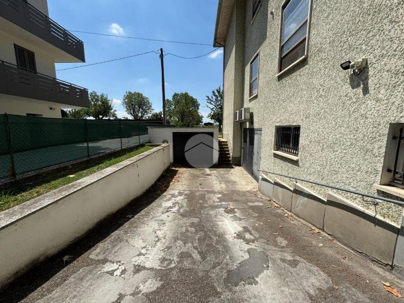 Quadrilocale via G. Marconi 72, Monticelli Terme, Montechiarugolo — foto 26 di 28