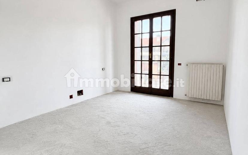Quadrilocale viale Lombardia 53, Centro, Limbiate — foto 13 di 19