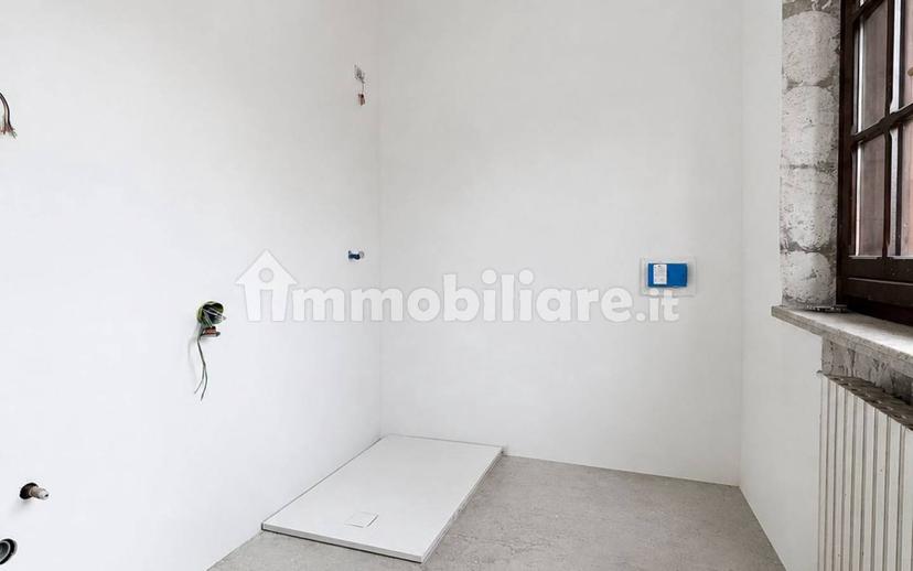 Quadrilocale viale Lombardia 53, Centro, Limbiate — foto 3 di 19