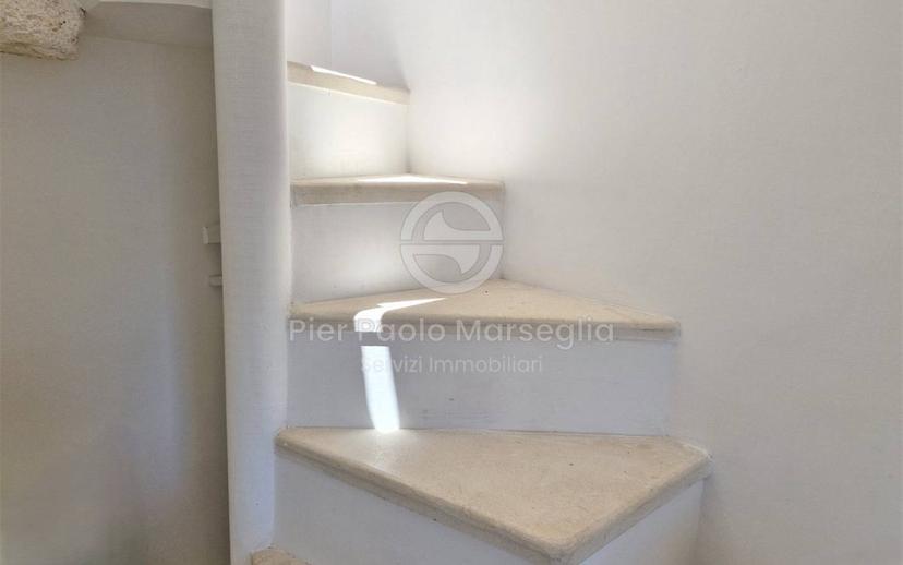 Trilocale via Gaetano Tanzarella Vitale, Centro Storico, Ostuni — foto 3 di 39