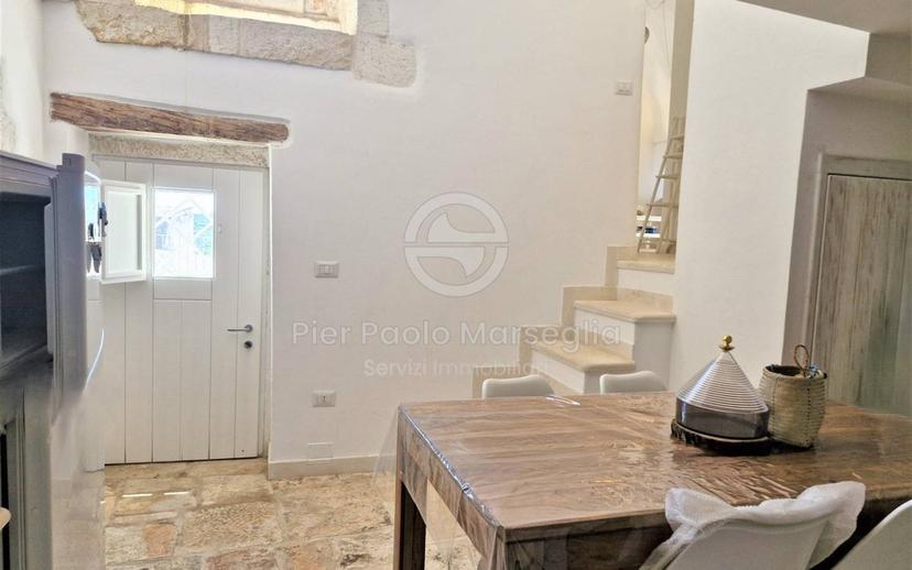 Trilocale via Gaetano Tanzarella Vitale, Centro Storico, Ostuni — foto 2 di 39