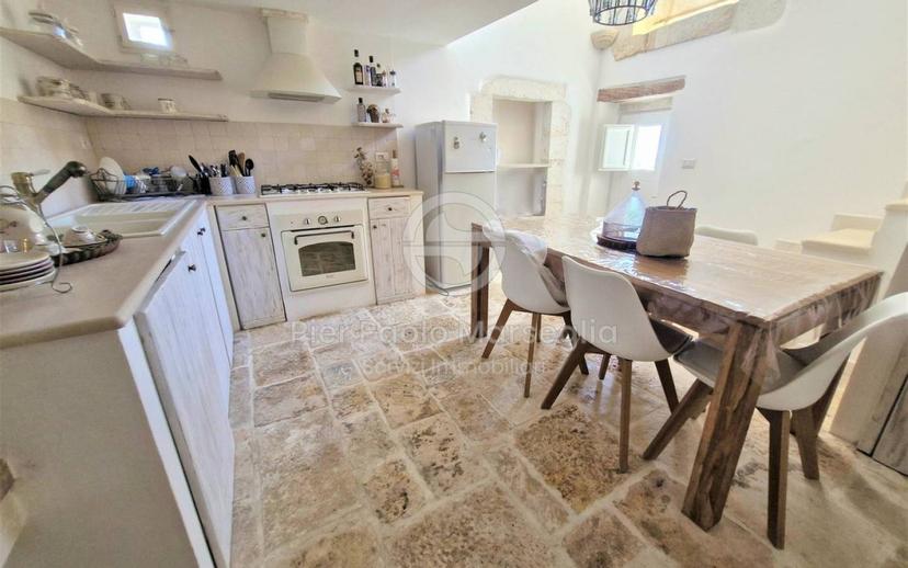 Trilocale via Gaetano Tanzarella Vitale, Centro Storico, Ostuni — foto 37 di 39