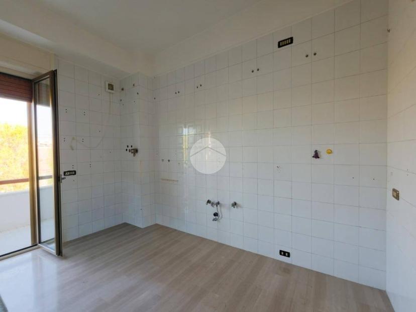 Quadrilocale piazza delle Rose 24, Centro, Manfredonia — foto 8 di 23