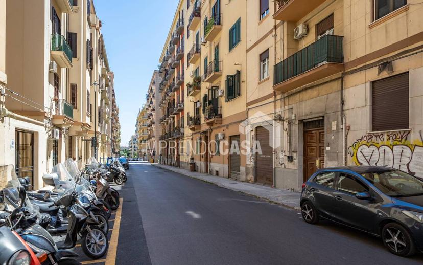 Trilocale via Costantino Nigra 48, Politeama - Ruggiero Settimo, Palermo — foto 31 di 42