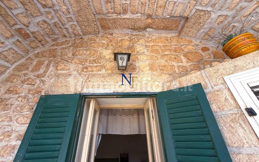 Terratetto unifamiliare via Pietro Vincenti 5, Centro Storico, Ostuni — foto 2 di 41