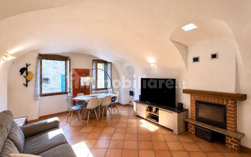 Bilocale via Dante Alighieri 15, Dolceacqua — foto 13 di 16