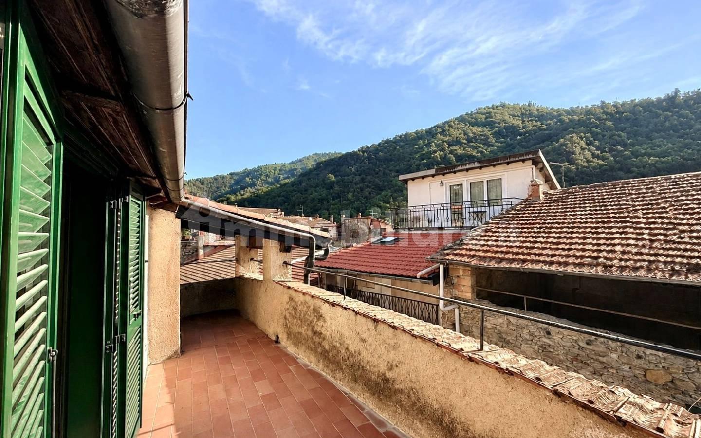 Bilocale via Dante Alighieri 15, Dolceacqua